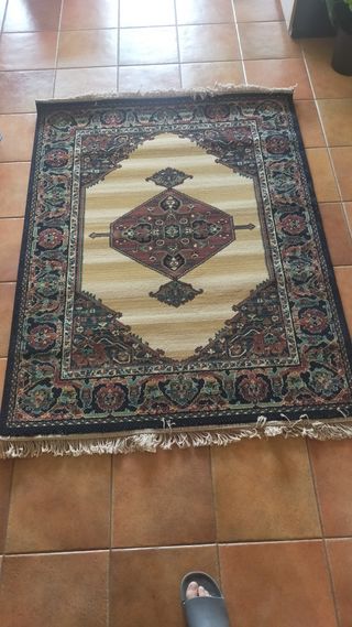 Alfombra decorativa beige y multicolor