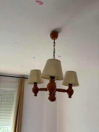 Lámpara de techo de madera