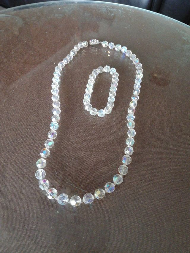 Collar y pulsera de cristal de roca auténtico