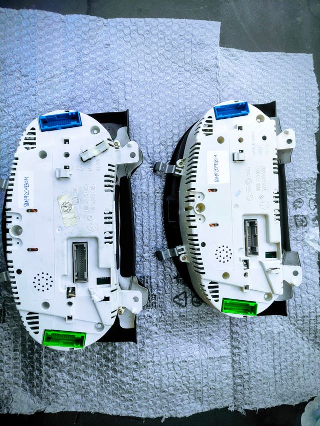 Cuadro de instrumentos Audi TT MK1. RECONSTRUIDO.