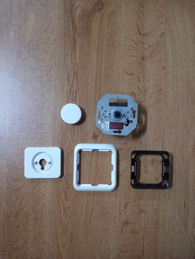 Regulador de luz SIMON