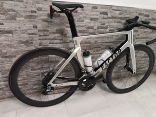 Bicicleta Factor ONE