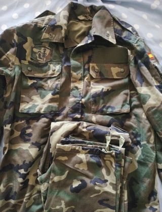 Traje Militar Camuflaje Talla 2L