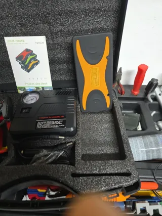 Multi jump starter andowl d28