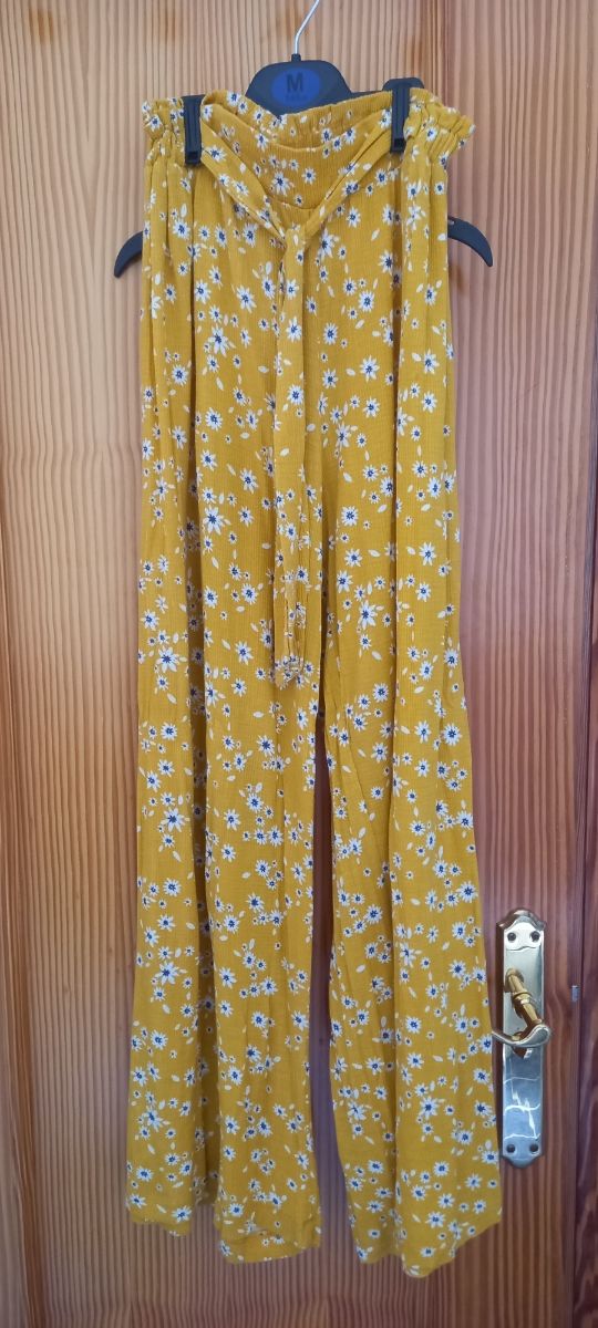 Pantalón niña estampado floral, talla 12 años