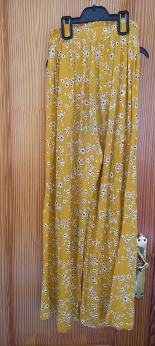 Pantalón niña estampado floral, talla 12 años