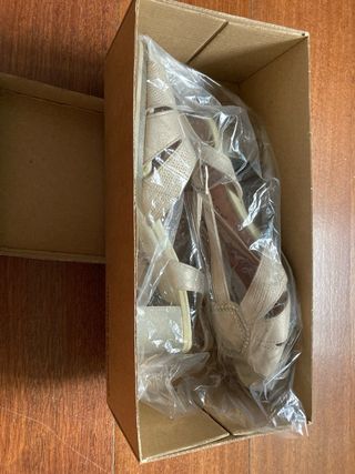 Zapatos de tacón Pitillos beige