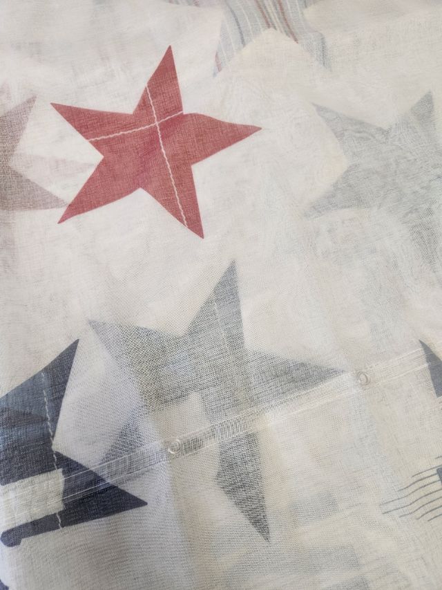 Estores juveniles con estrellas