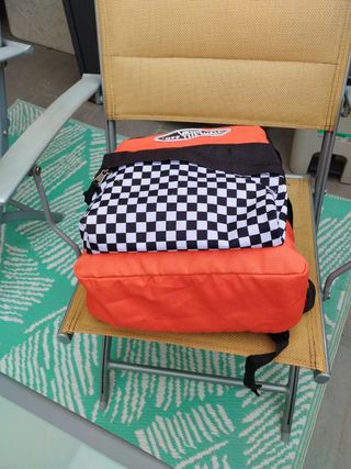 Mochila Vans Naranja y Negra