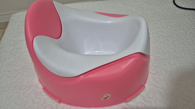 2 orinales infantiles rosas y blancos