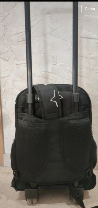 Mochila Pepe Jeans con carro y estrellas