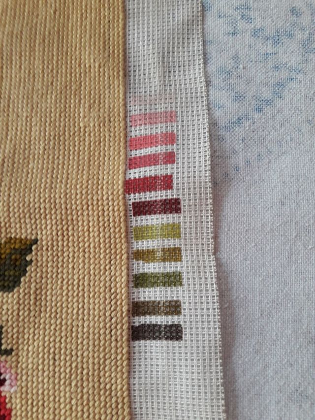 Plantilla bordada, petit point, Royal Paris