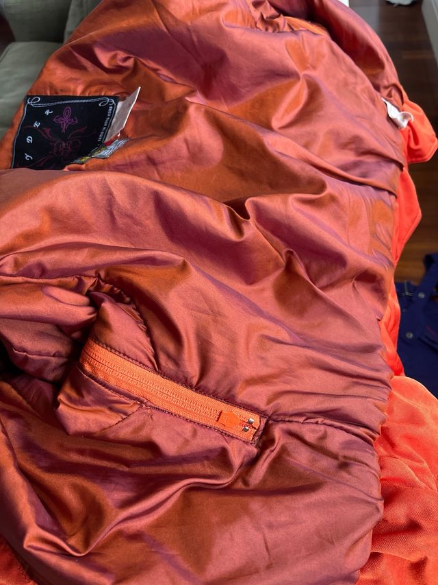 Traje de esquí naranja con capucha talla 38