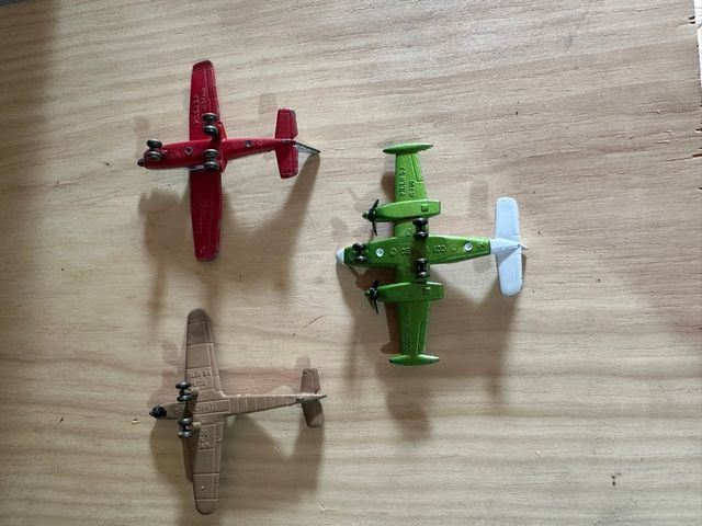 Lote 3 Aviones Pilen