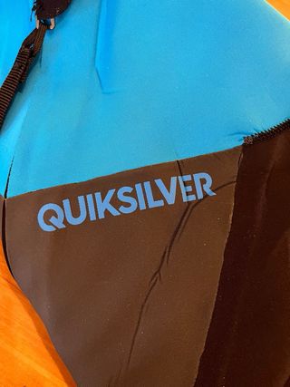 Neopreno Quiksilver Azul y Negro