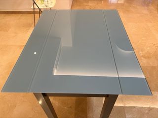 Mesa de cocina metal y cristal