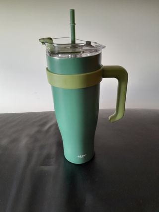 Botella térmica de acero. 