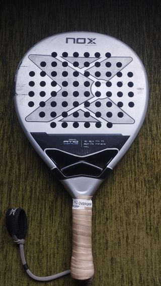 Raqueta Padel Nox AT10 Genius 18K