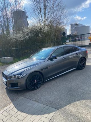 Jaguar XE 2018