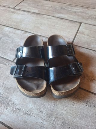Sandali Birkenstock neri lucidi