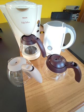 Hervidor KOENIC con termómetro