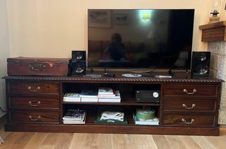 Mueble TV madera y metal