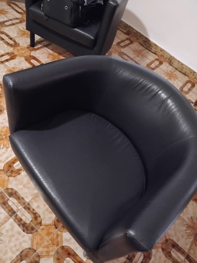 6 Poltrone in pelle nera