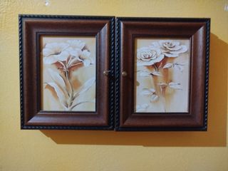Puertas decorativas para interruptores