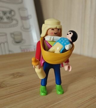 Playmobil Mujer Ciudad y Bebé