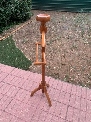 Galán de noche de madera