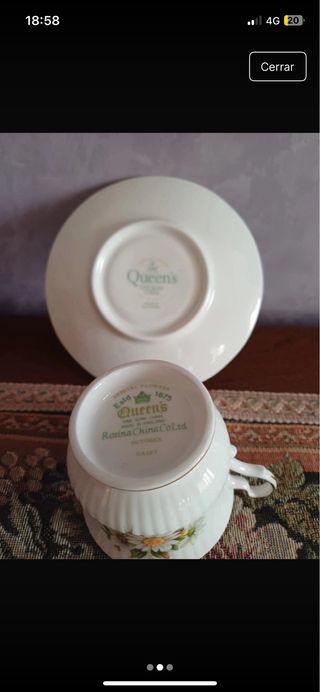 Taza de porcelana Queen's October