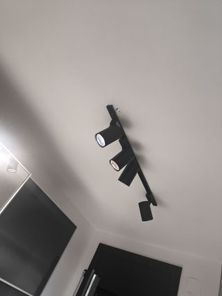 4 Apliques LED Basculantes para Guía