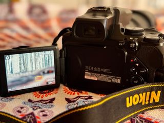 Kit Nikon Coolpix P1000 + accessori