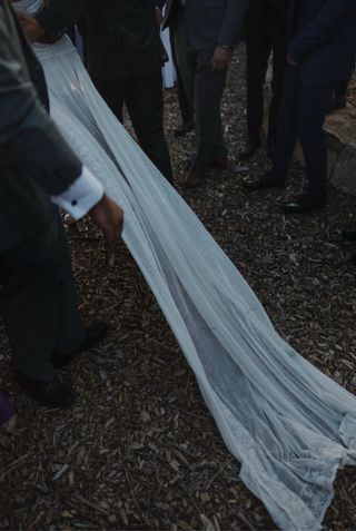 Vestido de Novia Encaje Espalda Cruzada