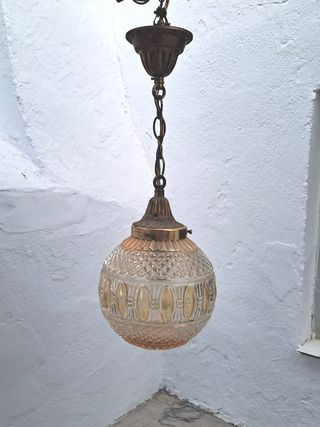 Lámpara colgante de cristal antigua
