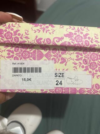 Zapatos de niña blancos con lazo talla 24