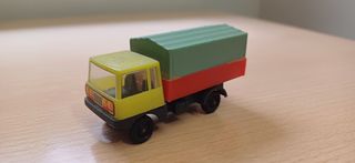 Camion antiguo de juguete
