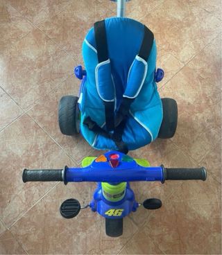 Triciclo Feber para niñ@ con pedales