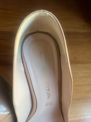 Décolleté nude Identità