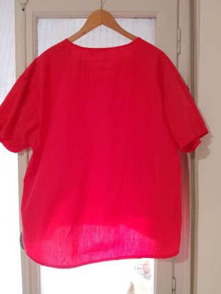 Blusa Roja Oversized
