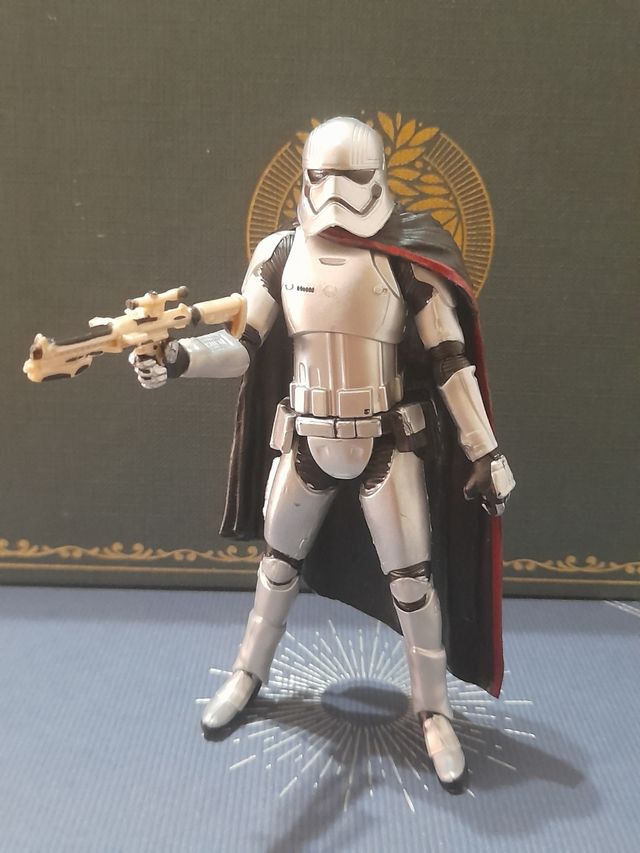 Capitán Phasma Star Wars vintage collection