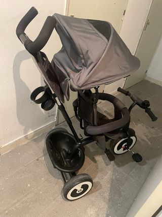 Triciclo infantil gris usado solo 1 vez
nuevo 