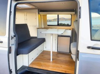 Volkswagen Transporter T5 2011