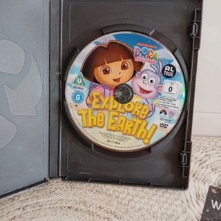 Dora la Exploradora "Explora la Tierra"