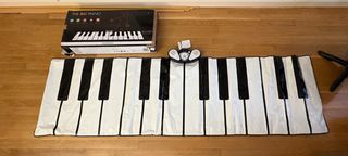 Piano de suelo interactivo para niños