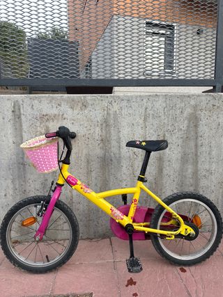 Bicicleta infantil Btwin amarilla