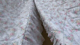 2 Edredones 90cm y Cortinas