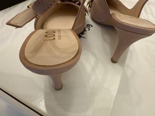 Zapatos Lodi Beige Flores Tacón Slingback