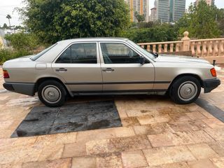 Mercedes-Benz 300D Clásico (1987)