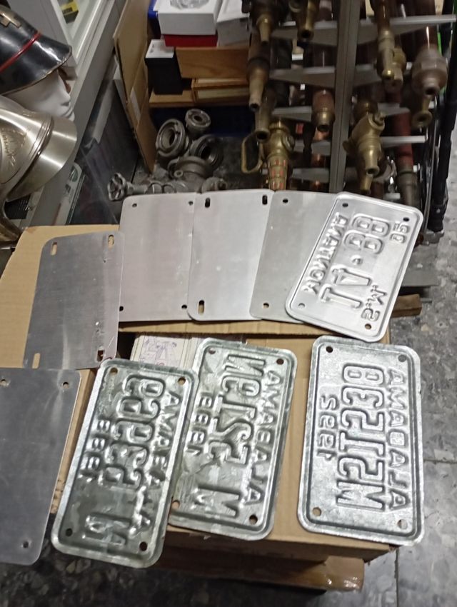 Matrículas de motos Americanas a 15€ unidad.